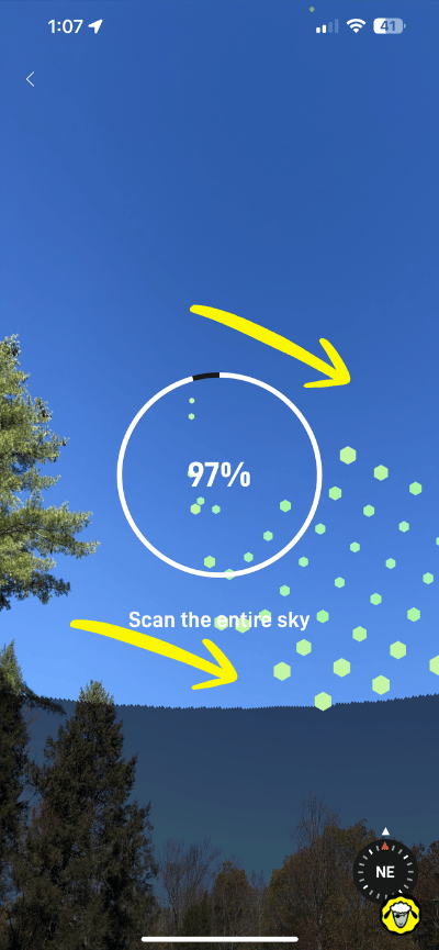 scan-ciel-starlink-analyse-environnement Scan du ciel en cours avec l’application Starlink, utilisant la caméra du smartphone pour analyser les obstacles autour.