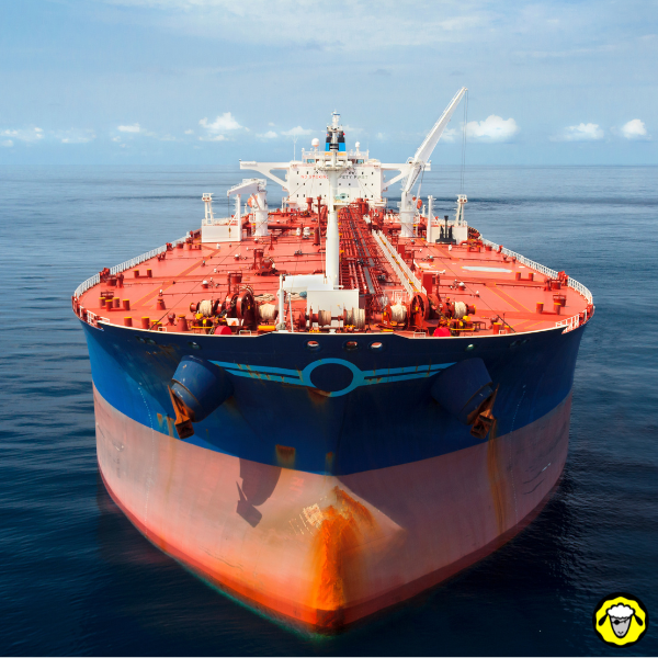 Superpétrolier transportant du pétrole en mer, illustration du rôle stratégique du transport maritime d’énergie.